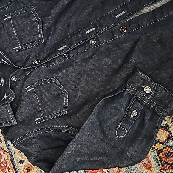 denim button-up long sleeve size 4t layering shirt/jacket for kids casual look - Picture 3 of 4